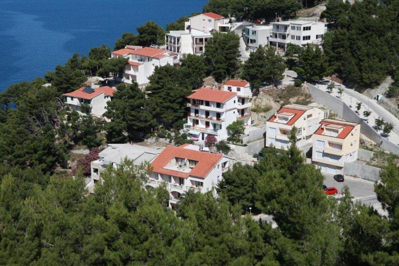 Apartments Villa Astra & Pinija - image 4