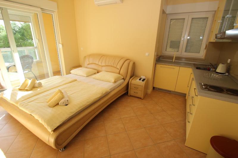 Apartments Villa Astra & Pinija - image 39
