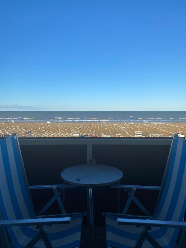 Hotel Corallo Rimini - image 3