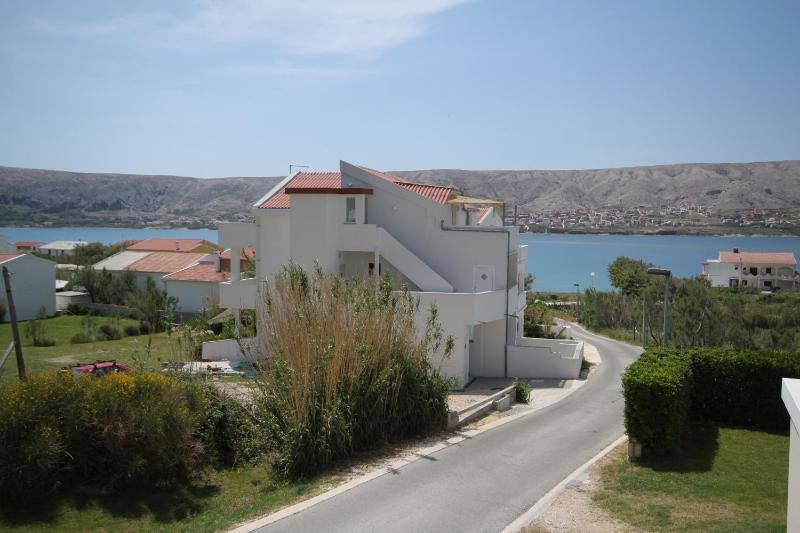 Two-Bedroom Apartment with Terrace and Sea View image 3