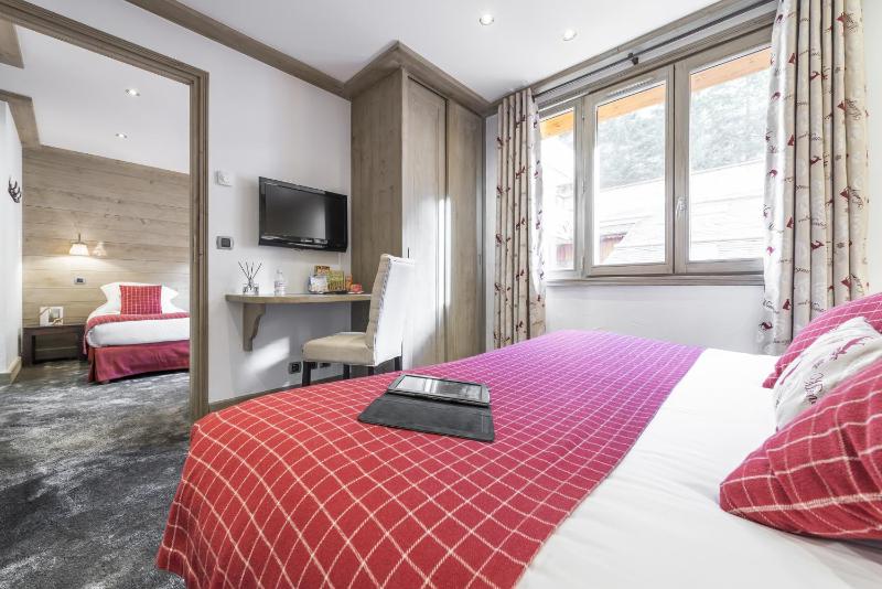 Quadruple Room image 4