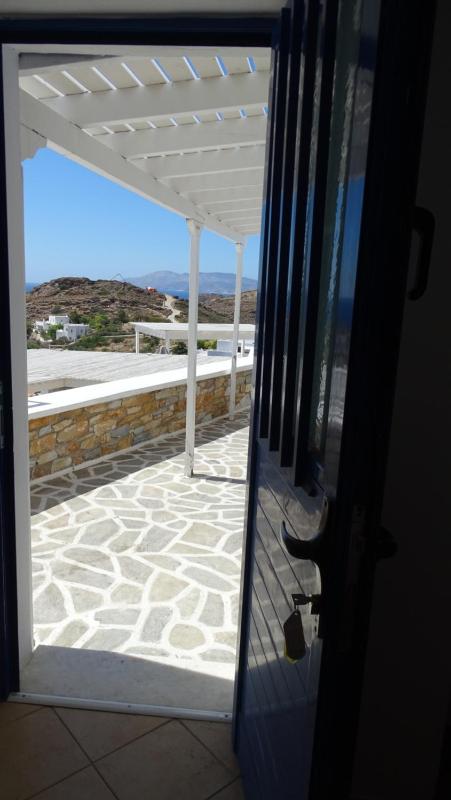 Twin Room with Shared Veranda image 4