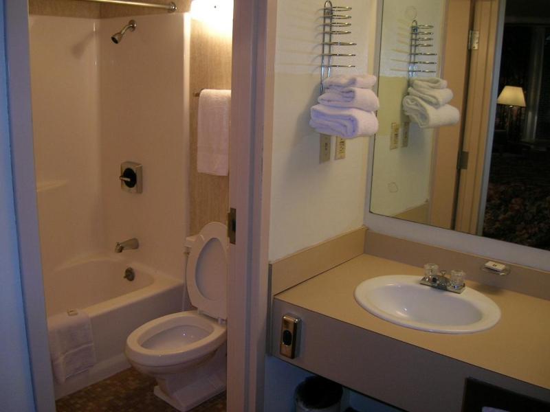 King Room image 2