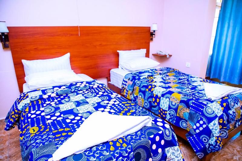 Iris Guest House - image 2