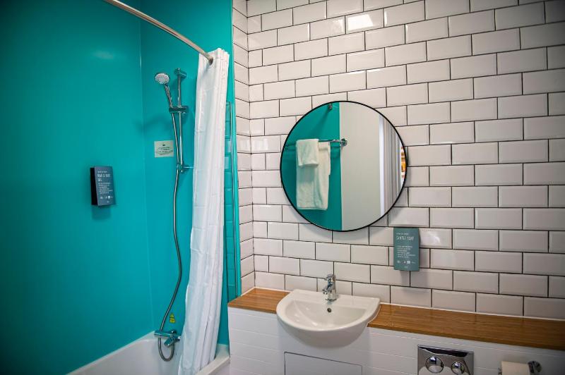 Family Double Room image 3