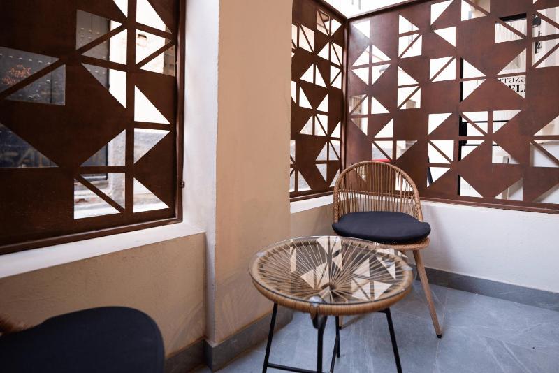 Apartamentos Málaga Premium - Calle San Telmo - image 9