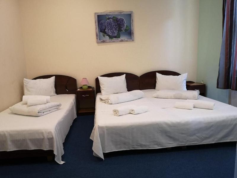 Triple Room image 4