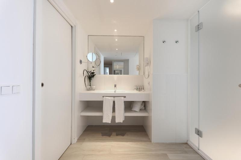 Double Sea View Superior image 2