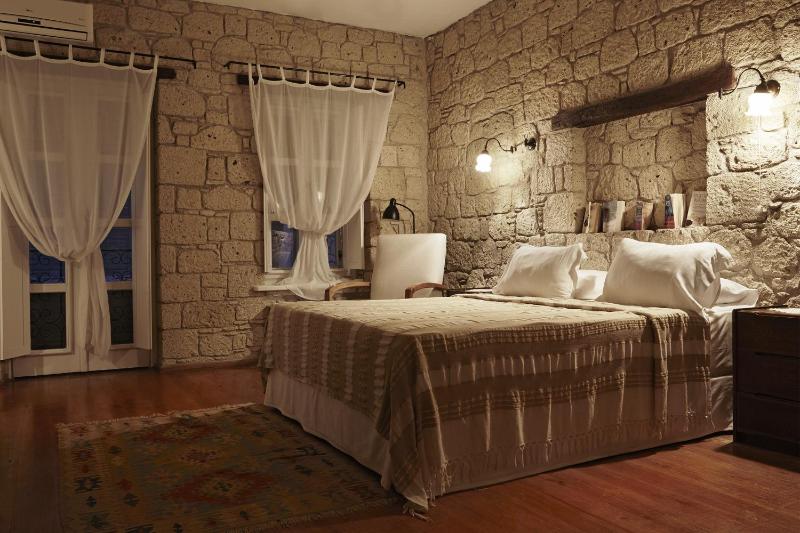 Superior Double Room image 1