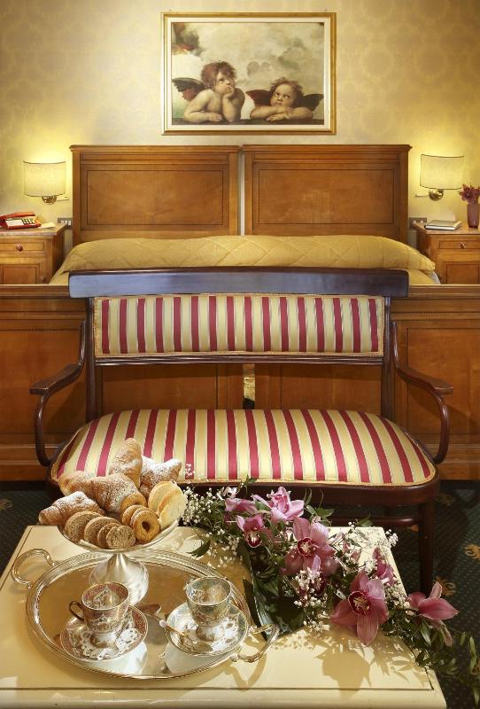Superior Double or Twin Room image 2