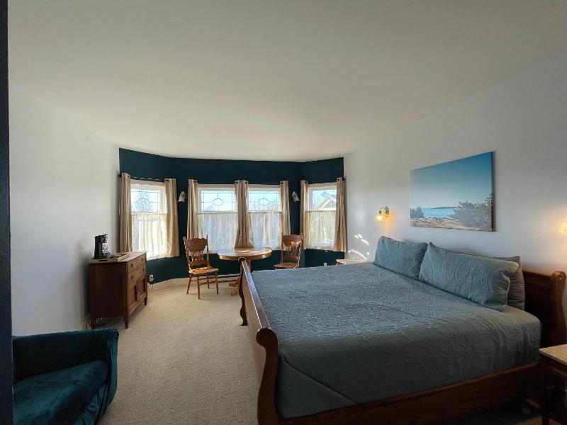 King Suite - 5 image 4