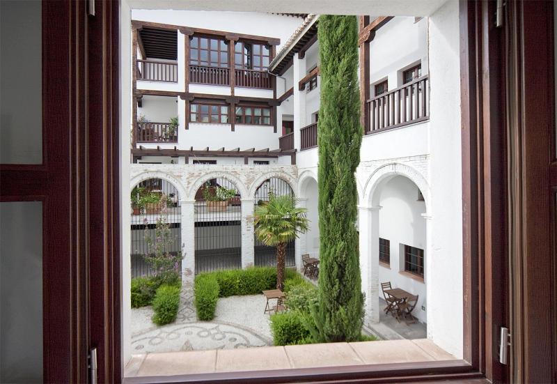 Smart Suites Albaicin - image 16