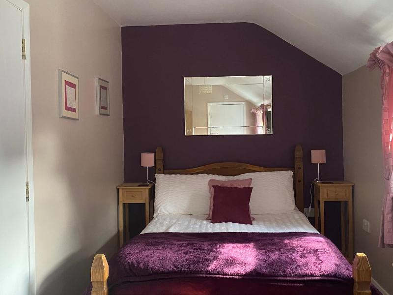 Double Room image 1