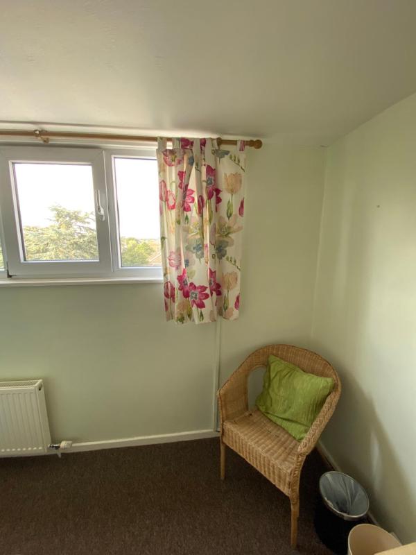 Single Room with Shower image 4