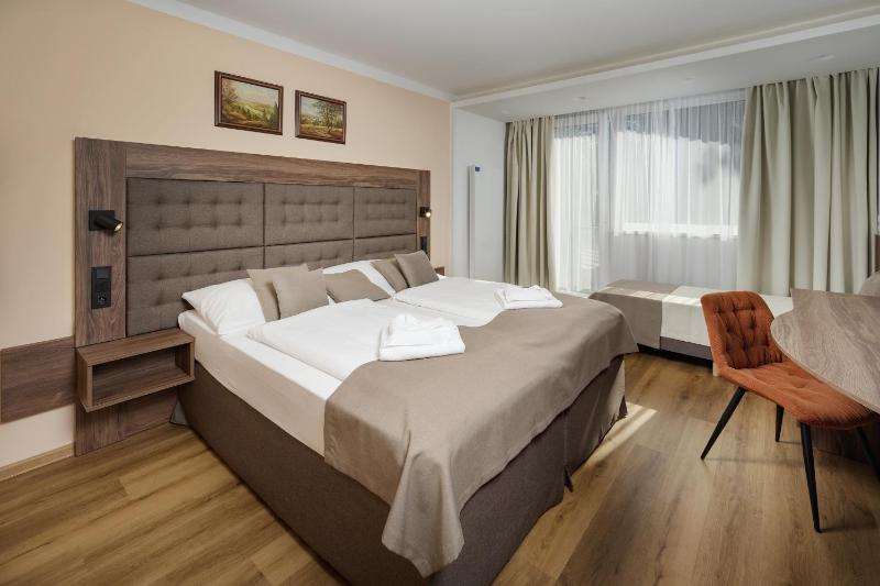 Comfort Double Room with Balcony image 1