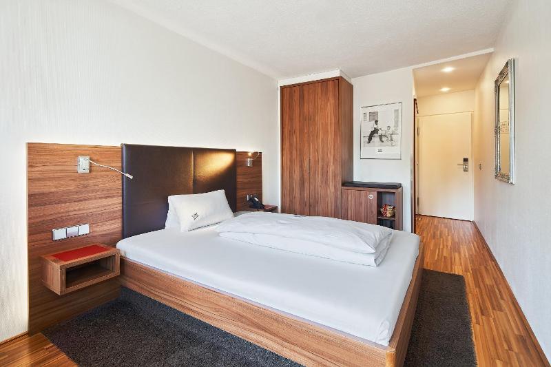Budget Double Room - Annex image 2
