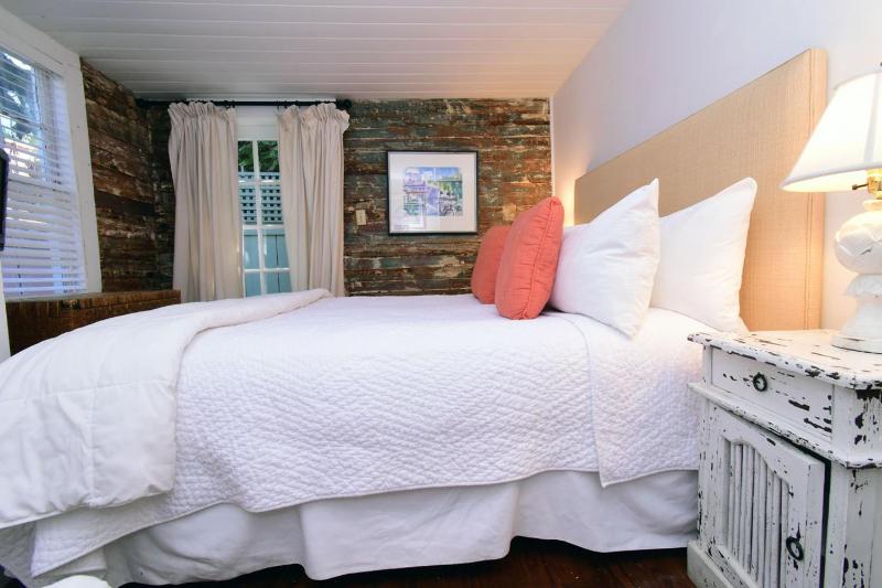 Cottage image 4