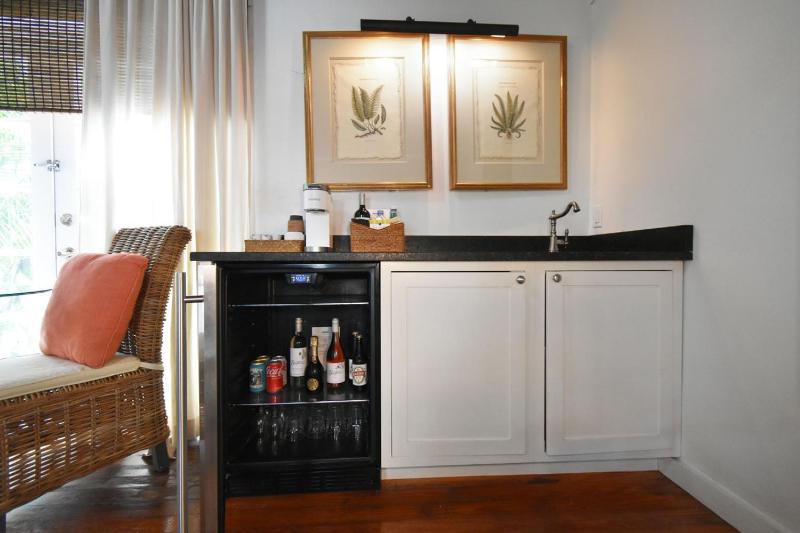 Deluxe Bungalow image 3