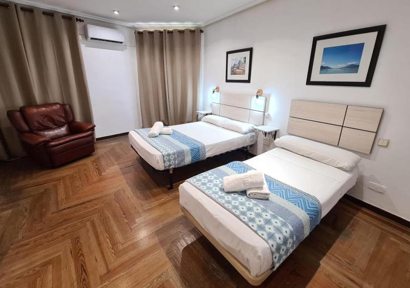 Triple Room image 3