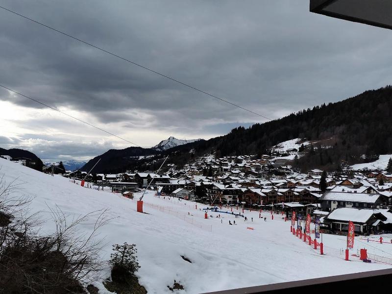 Appart Ski aux Pieds au Centre des Gets - 8 Pers. - FR-1-598-28 - image 9
