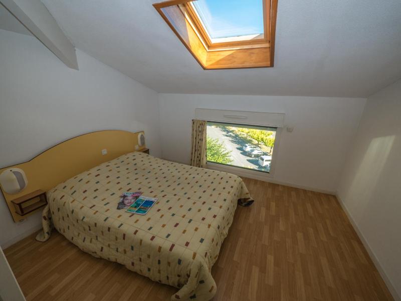 Two-Bedroom Apartment (8 people) image 3