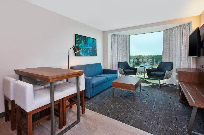 Holiday Inn Express & Suites VA Beach Oceanfront by IHG - image 25