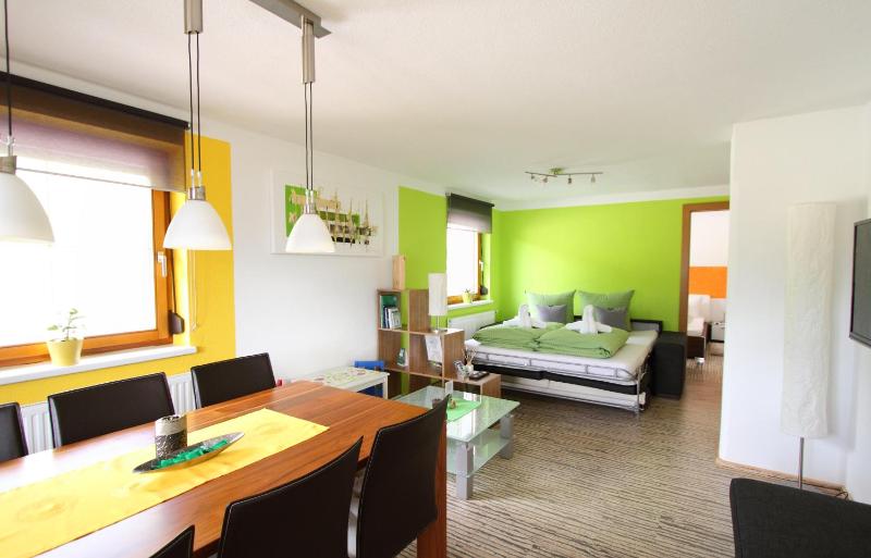 One-Bedroom Apartment with Terrace image 4