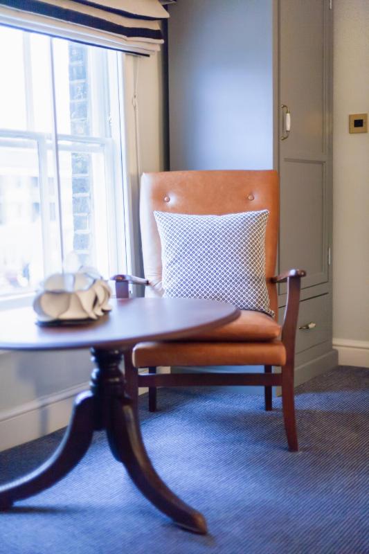 Standard Double Room image 4