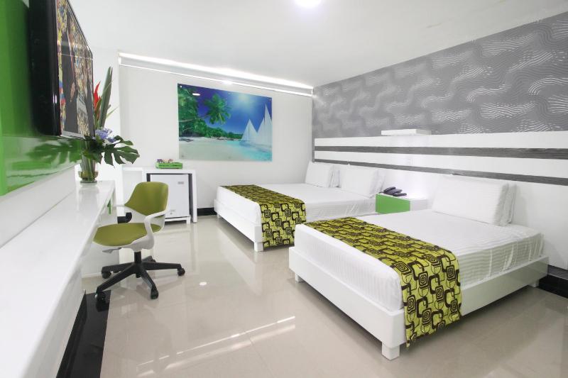 Hotel Genova Prado - image 10