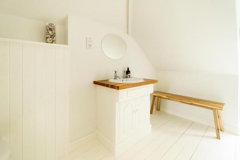 Pinewood - Aldeburgh Coastal Cottages - image 16