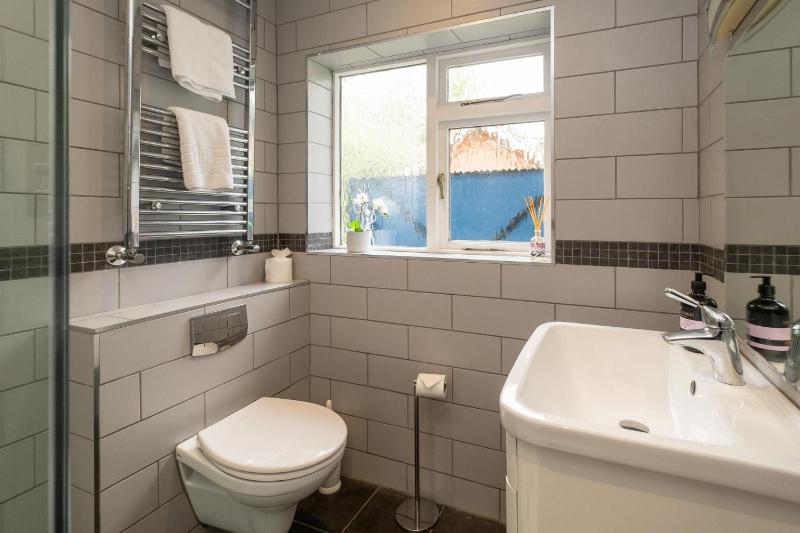 Pinewood - Aldeburgh Coastal Cottages - image 36