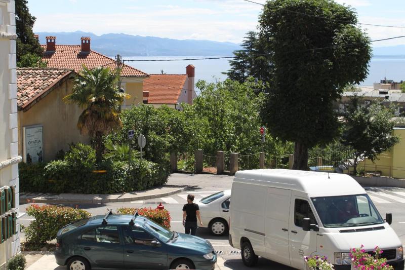 Apartments with a parking space Opatija - 7844 - image 14