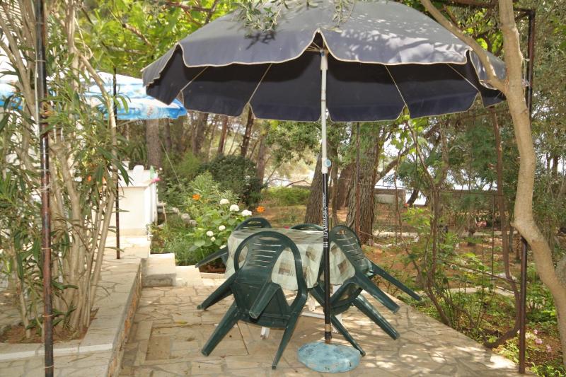 One-Bedroom Apartment with Terrace image 3