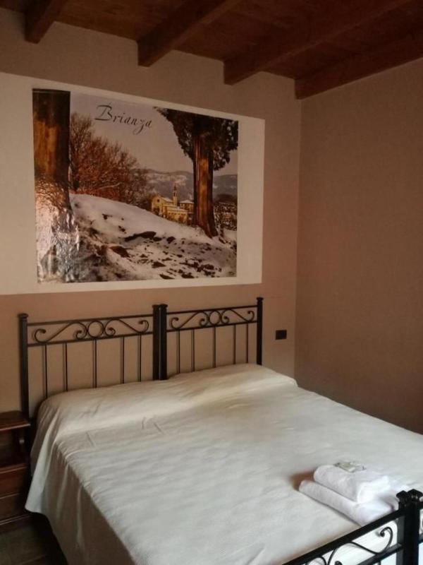 Double Room image 2