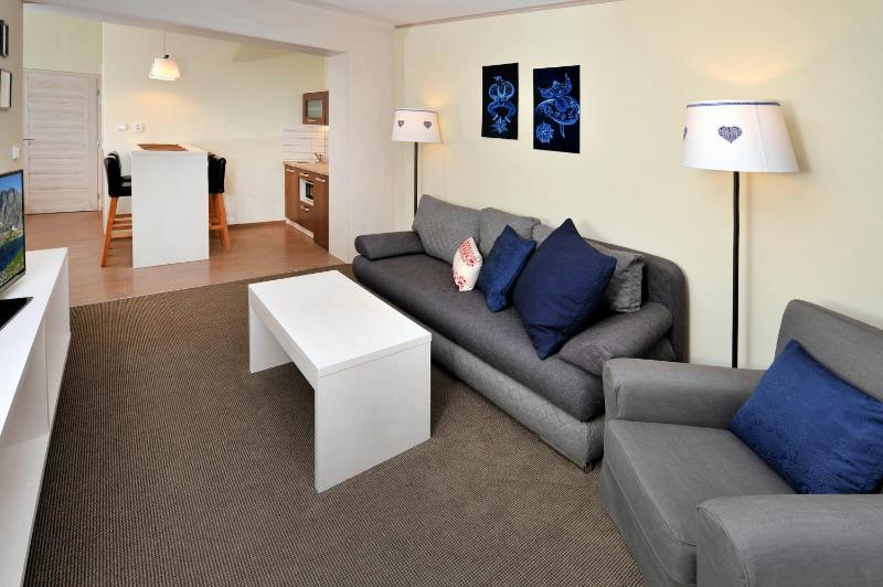 Apartment image 2