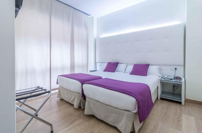 Hotel Albahia Alicante - image 10