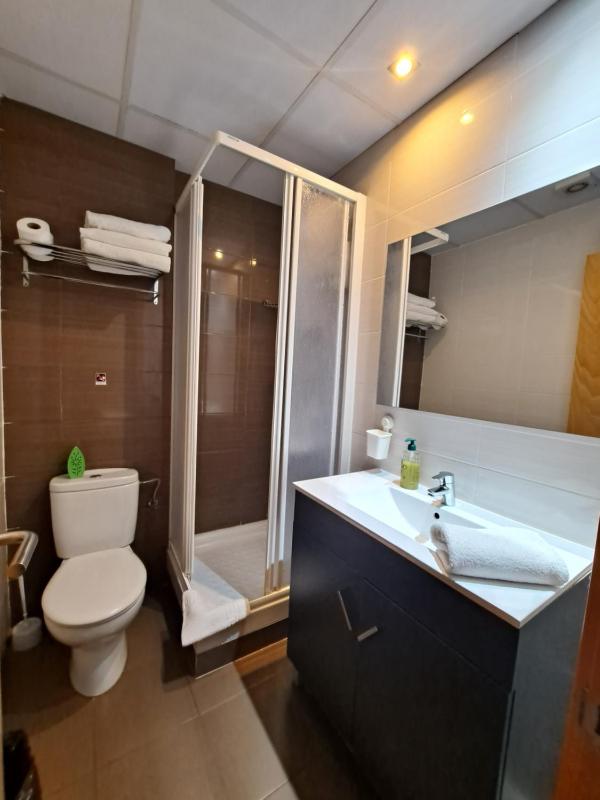 Double or Twin Room with Extra Bed image 2