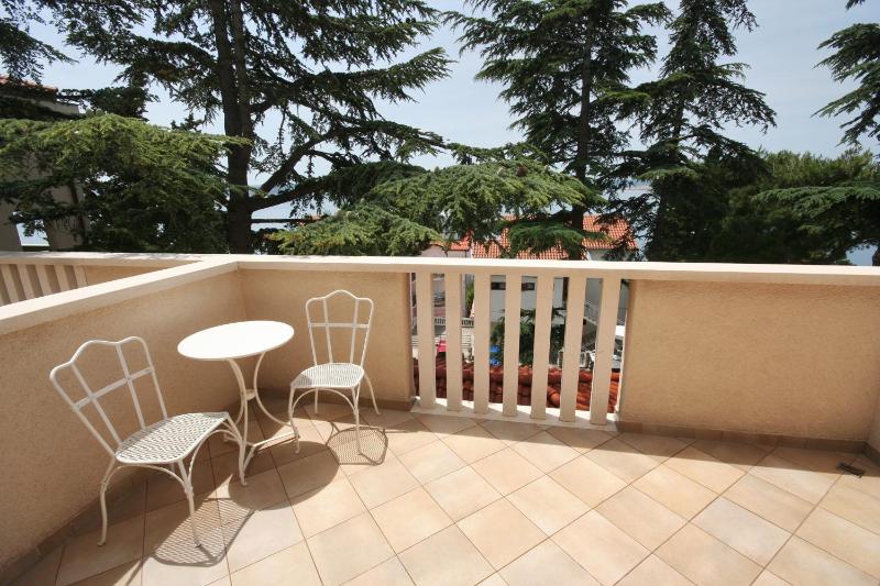 Double Room with Sea View image 1
