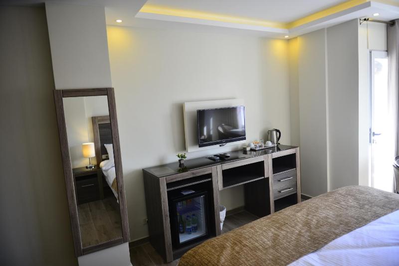 Moses Residence - image 5