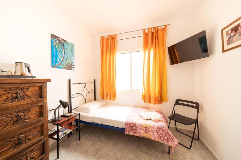 Standard Single Room image 1