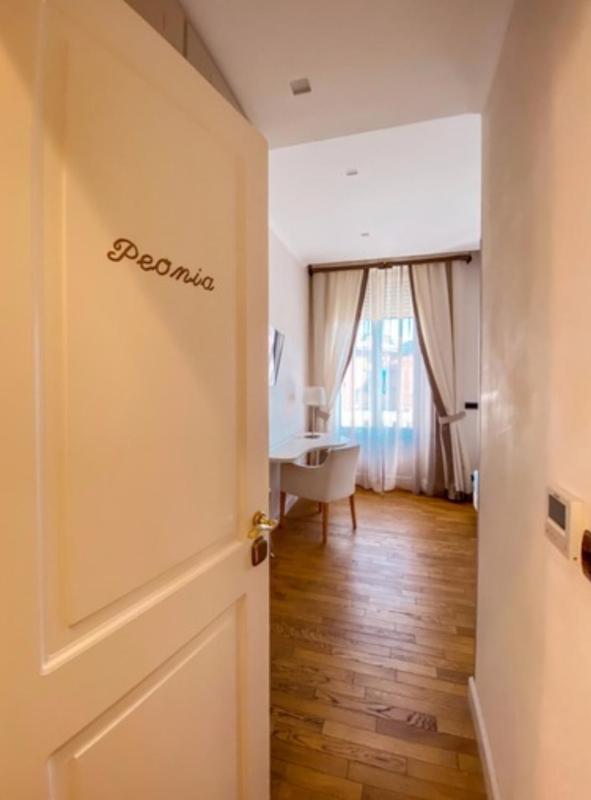 Superior Double Room image 1