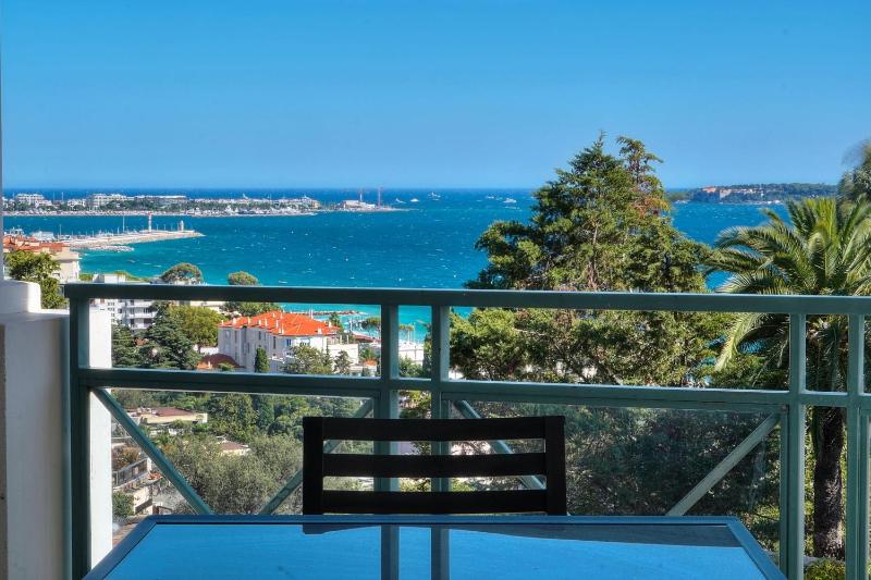 Upstays - Renovated - Sea view - Pool - Patio - image 29