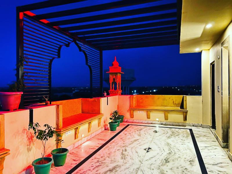 The Fortress Hotel - image 2