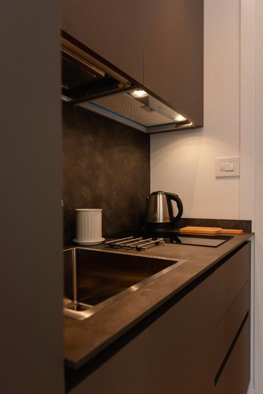 Victoria Boutique Suites - image 17