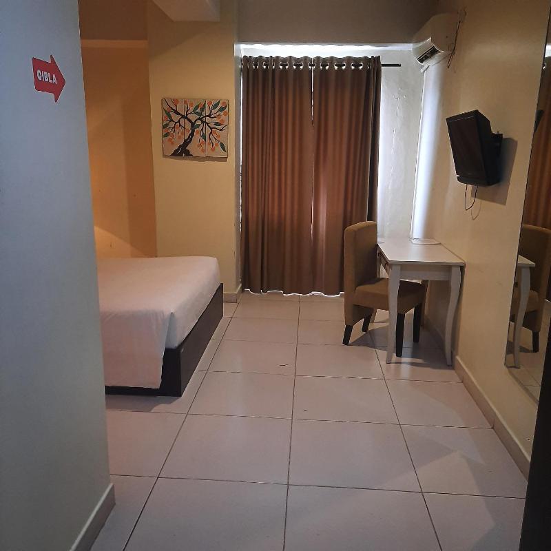 Anaya Hotel and Ballroom - image 10