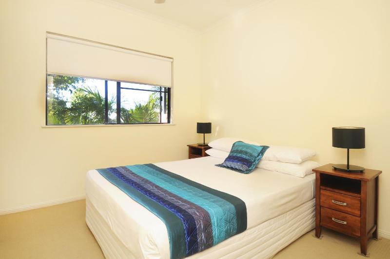Nautilus Holiday Apartments - image 31