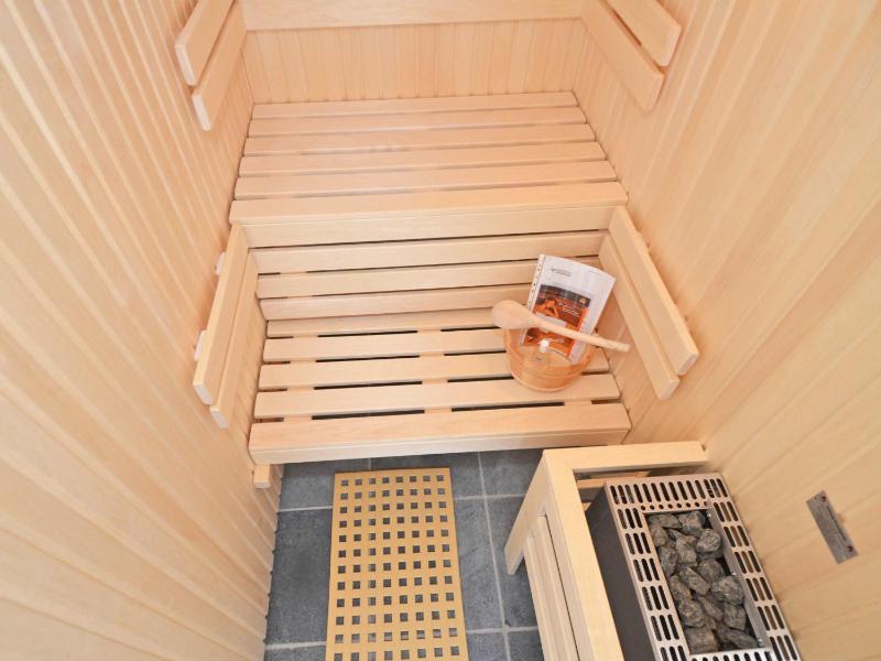 Apartment with Sauna image 3