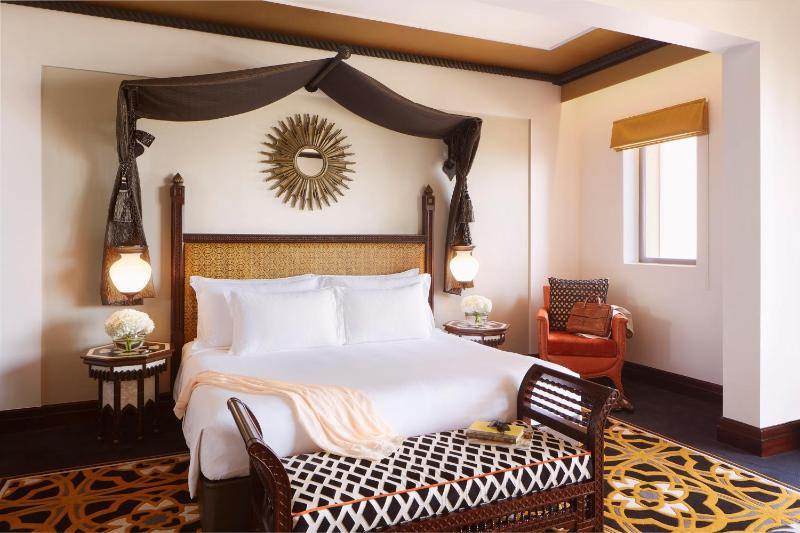 Junior Ocean View Suite - with Airport Transfers, Suite Benefits & Wild Wadi Waterpark™ Access image 1
