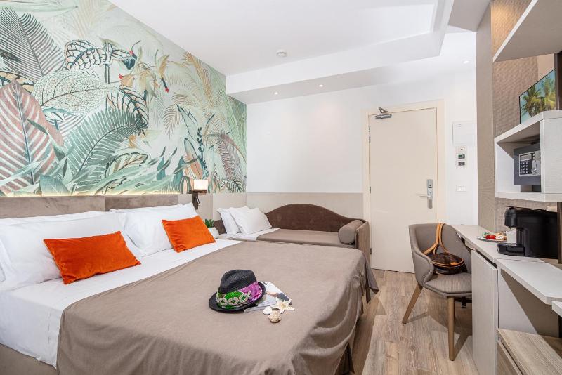 Comfort Triple Room image 3