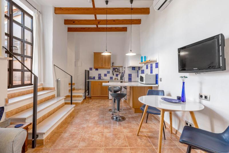 Studio Apartment image 4
